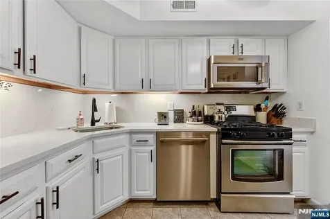 224 Cambridge Drive Ramsey NJ 07446