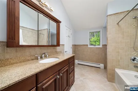 15 Clinton Street Norwood NJ 07648