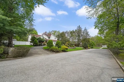 15 Clinton Street Norwood NJ 07648