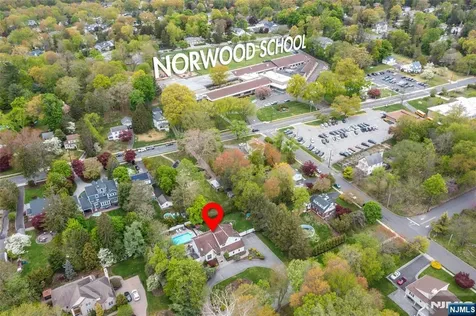 15 Clinton Street Norwood NJ 07648