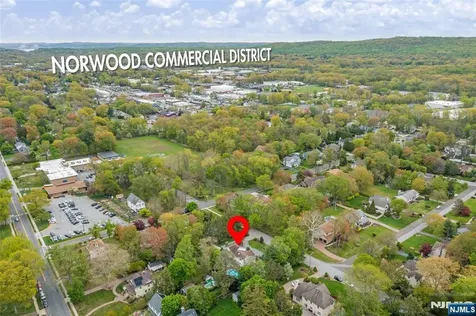 15 Clinton Street Norwood NJ 07648
