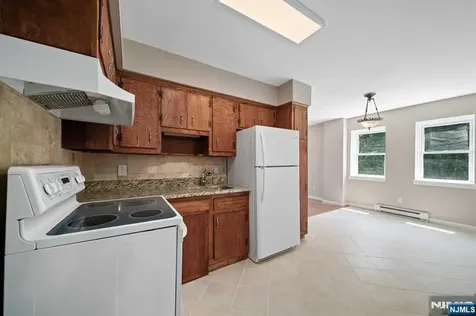 345 Hudson Street Hackensack NJ 07601