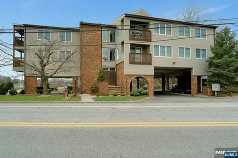 779 Riverside Avenue Lyndhurst NJ 07071