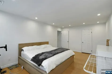 779 Riverside Avenue Lyndhurst NJ 07071