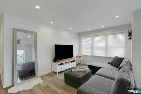 779 Riverside Avenue Lyndhurst NJ 07071