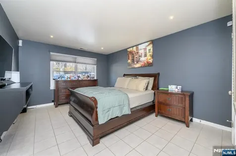 235 Dakota Street Paterson NJ 07503