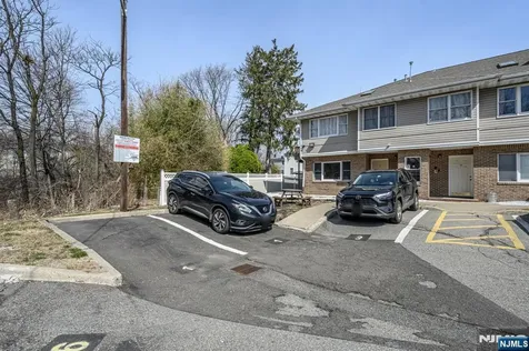 235 Dakota Street Paterson NJ 07503