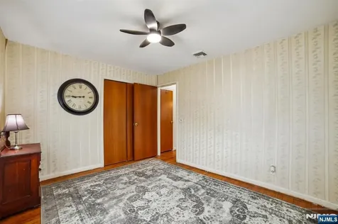284 Madison Avenue Cresskill NJ 07626