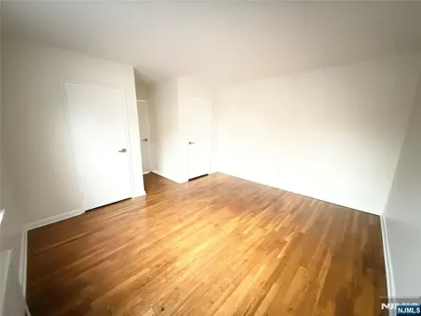 293 Bogert Road River Edge NJ 07661