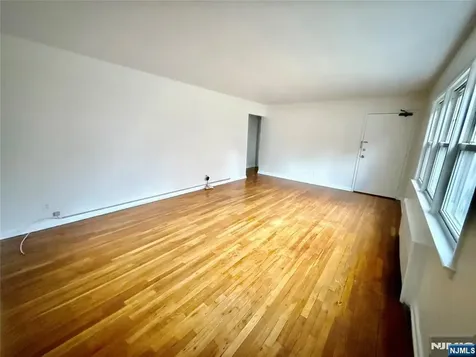 293 Bogert Road River Edge NJ 07661