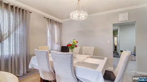 18 Mckay Avenue East Orange NJ 07018