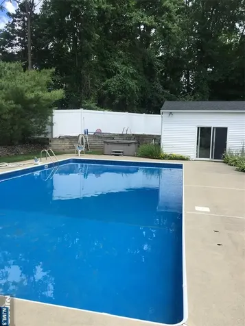 51 Catherine Street Bloomingdale NJ 07403