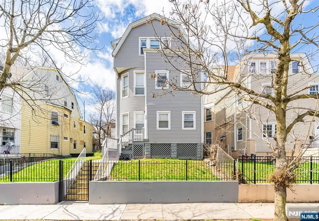 59-61 Farley Avenue Newark NJ 07108