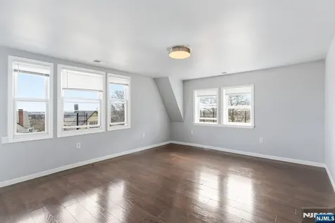 59-61 Farley Avenue Newark NJ 07108