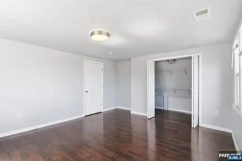59-61 Farley Avenue Newark NJ 07108
