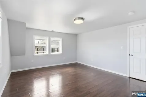 59-61 Farley Avenue Newark NJ 07108