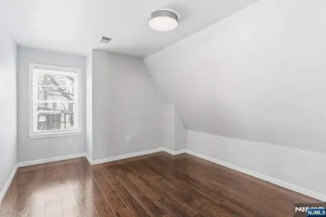 59-61 Farley Avenue Newark NJ 07108