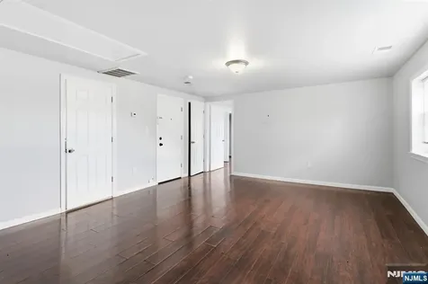 59-61 Farley Avenue Newark NJ 07108