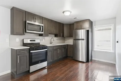 59-61 Farley Avenue Newark NJ 07108