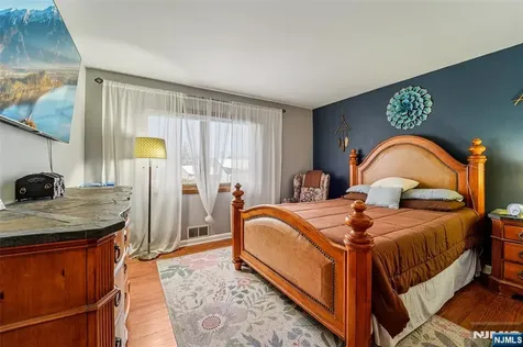 470 Capitol Road New Milford NJ 07646