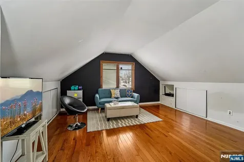 470 Capitol Road New Milford NJ 07646