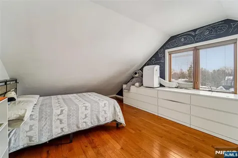 470 Capitol Road New Milford NJ 07646