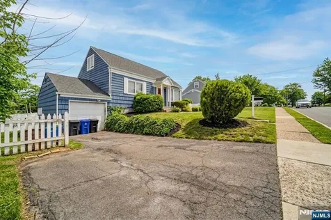 470 Capitol Road New Milford NJ 07646
