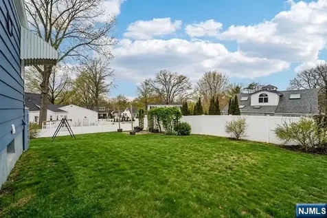 470 Capitol Road New Milford NJ 07646