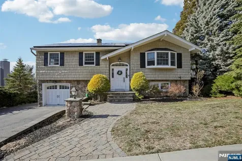 27 Borman Drive Wanaque NJ 07465