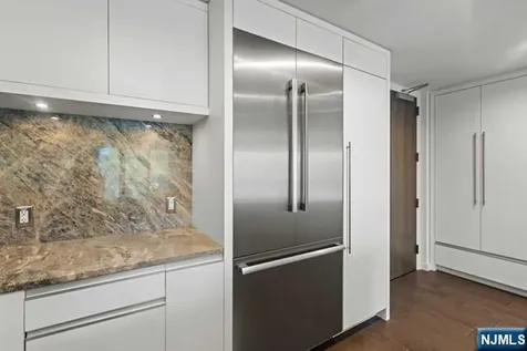 320 Adolphus Avenue Cliffside Park NJ 07010