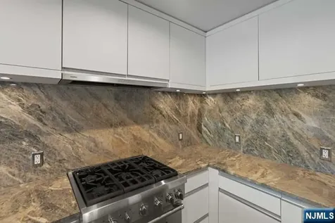 320 Adolphus Avenue Cliffside Park NJ 07010