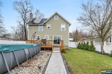 113 Meadowbrook Avenue Wanaque NJ 07465