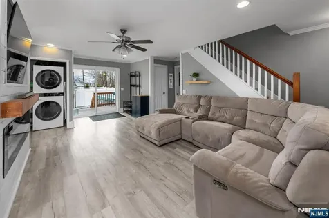 113 Meadowbrook Avenue Wanaque NJ 07465
