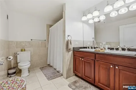 5114 City Place Edgewater NJ 07020