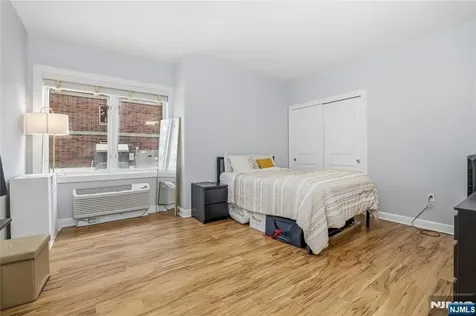 5114 City Place Edgewater NJ 07020