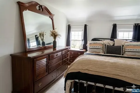 222 Claremont Avenue Verona NJ 07044