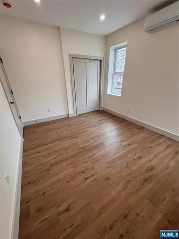 397 13th Street Newark NJ 07107