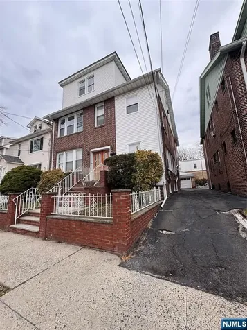 397 13th Street Newark NJ 07107