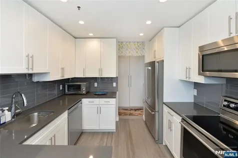 100 Carlyle Drive Cliffside Park NJ 07010