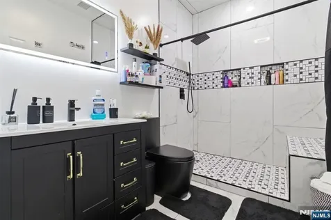 346 Harding Avenue Clifton NJ 07011