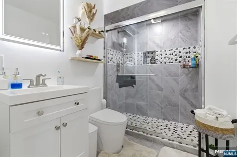 346 Harding Avenue Clifton NJ 07011