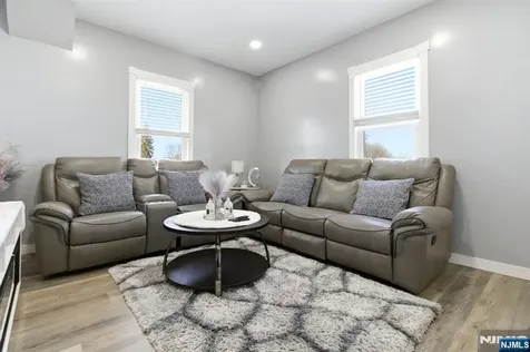346 Harding Avenue Clifton NJ 07011