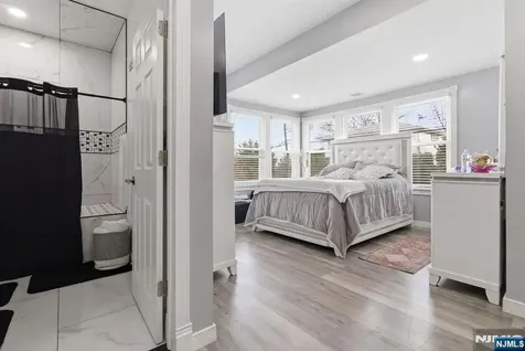 346 Harding Avenue Clifton NJ 07011