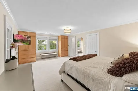 127 Westervelt Avenue Tenafly NJ 07670