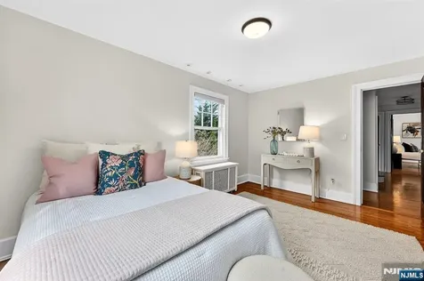 170 Christopher Street Montclair NJ 07042