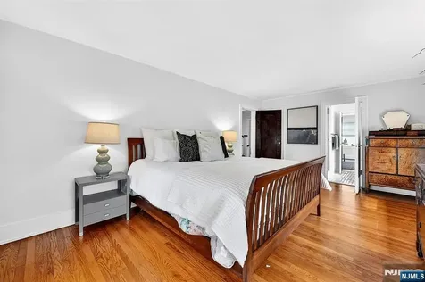 170 Christopher Street Montclair NJ 07042