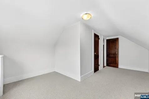 170 Christopher Street Montclair NJ 07042