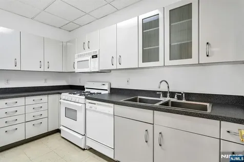 309 Argyle Place Kearny NJ 07032