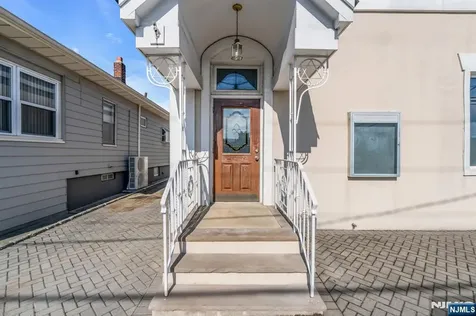 309 Argyle Place Kearny NJ 07032