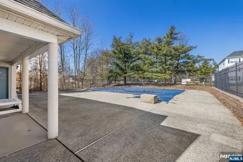 1131 Waterford Drive Edison NJ 08817